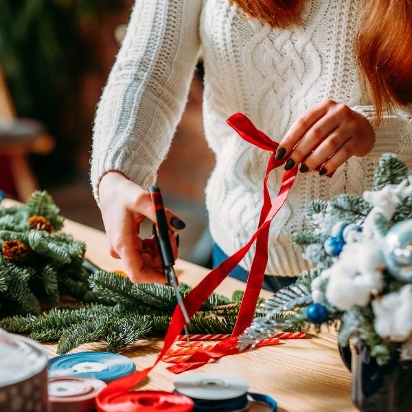 On a Budget: Holiday Home Decorating Tips