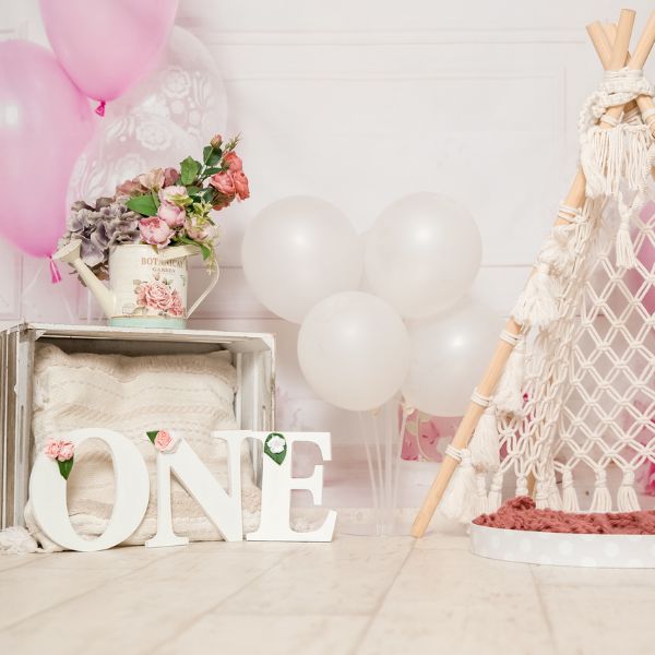 Creative Birthday Photo Shoot Ideas To Offer at Your Studio